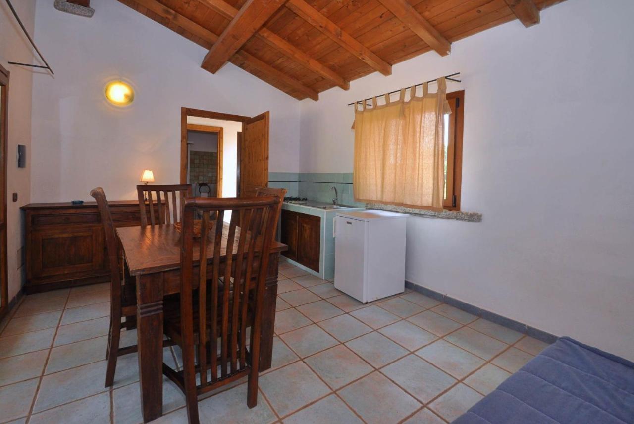 Ferienwohnung Mare Di Ginepri Badesi Exterior foto