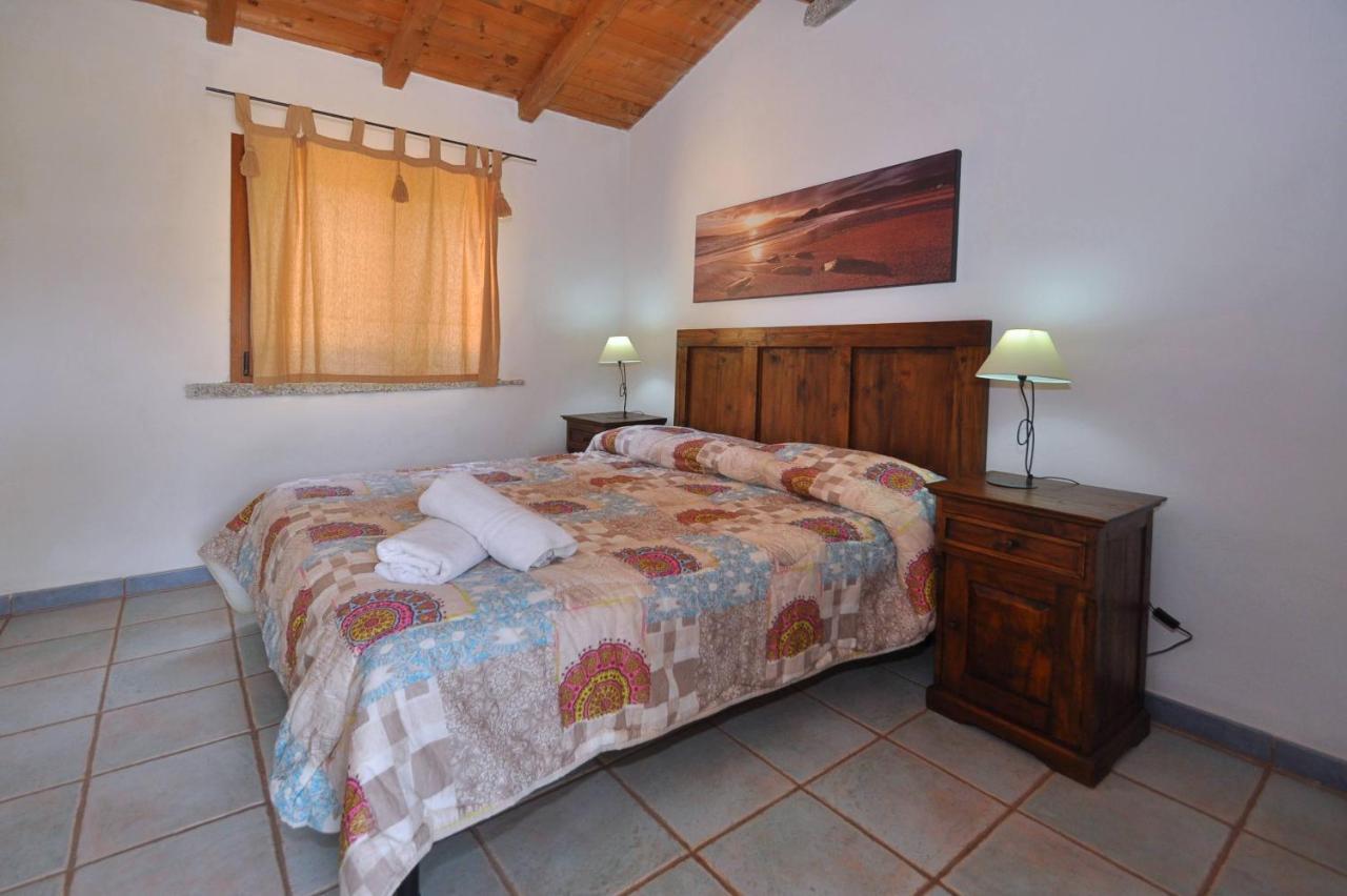 Ferienwohnung Mare Di Ginepri Badesi Exterior foto